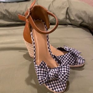 Wedges, bows, vintage style, rockabilly